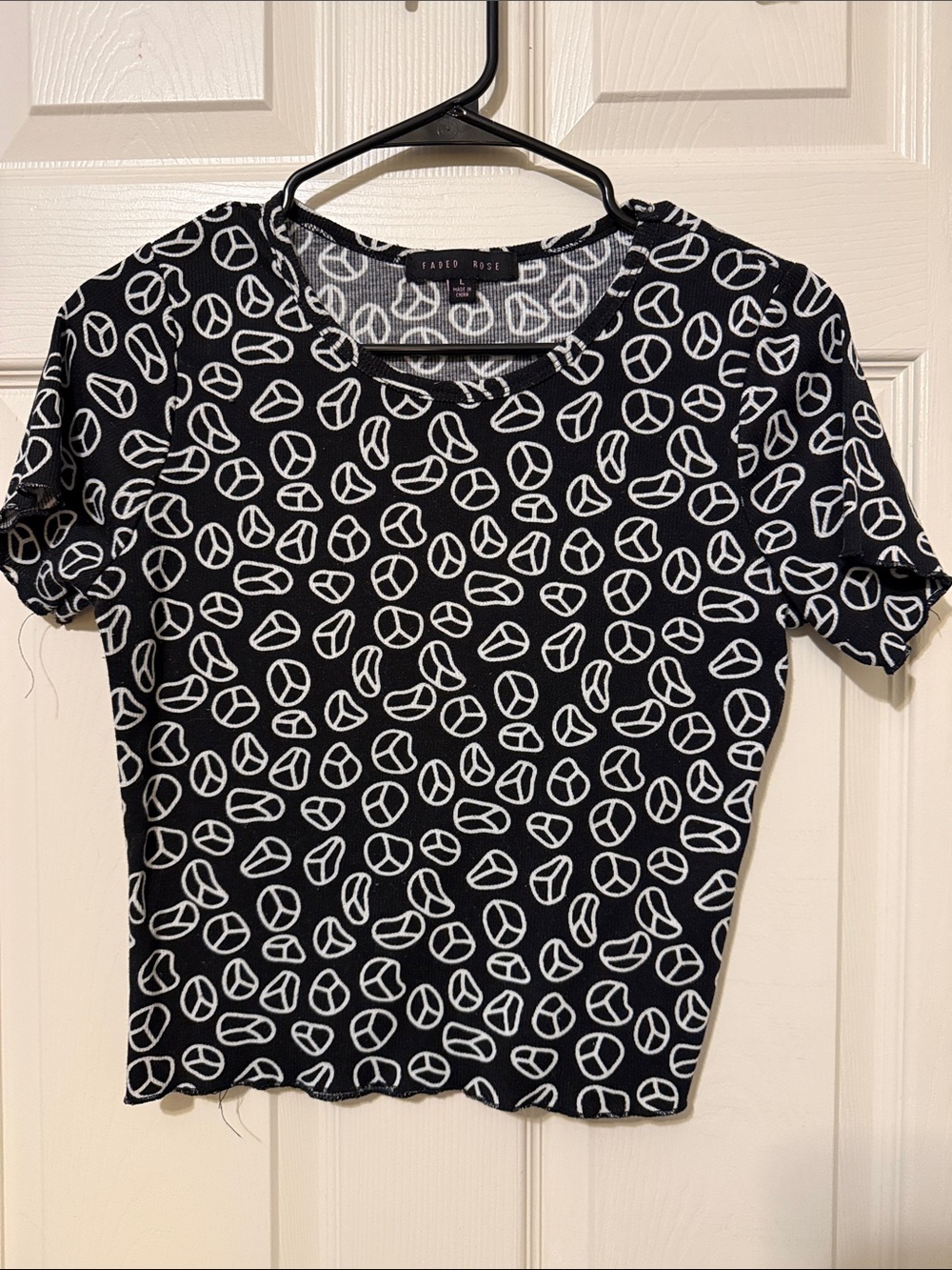 Faded Glory Black Short Sleeve Tee with White Peace Sign Print